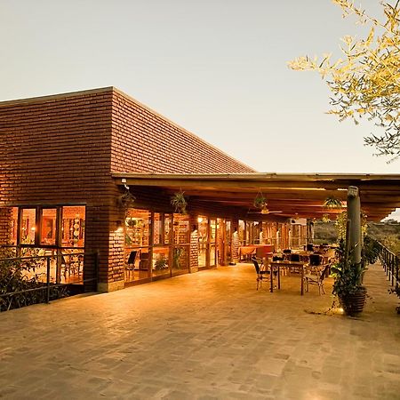 Suricata Boma Lodge Mto wa Mbu Exterior photo