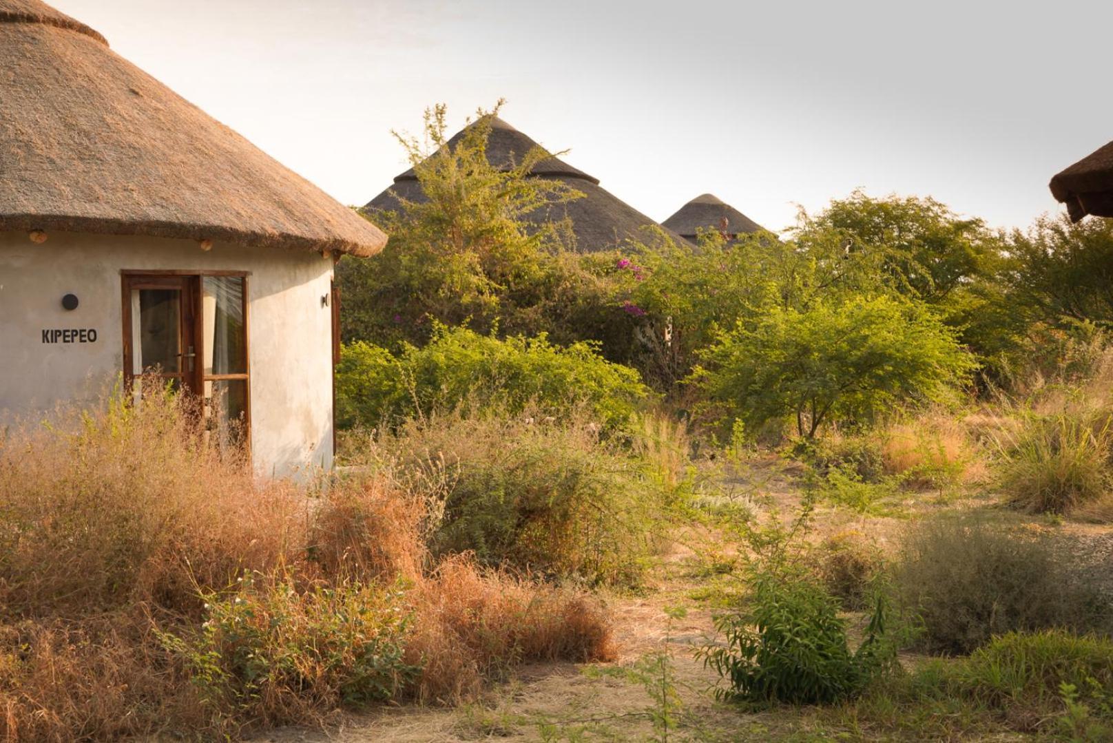 Suricata Boma Lodge Mto wa Mbu Exterior photo